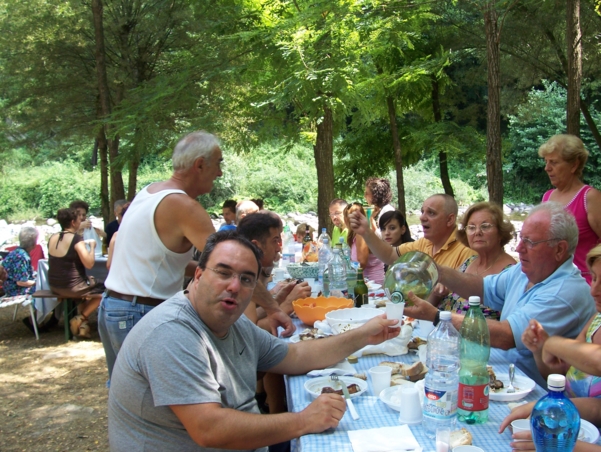  Image name: Estate16.jpg 
 width: 601 pixel 
 height: 452 pixel 
 Size: 298462 bytes 
 Click to enlarge 